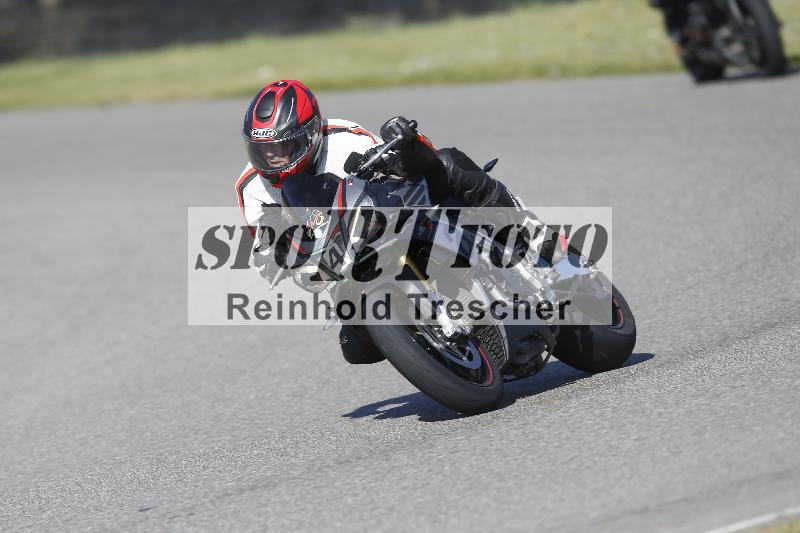 /06 08.04.2026 Cornu Master School ADR/Gruppe blau/4